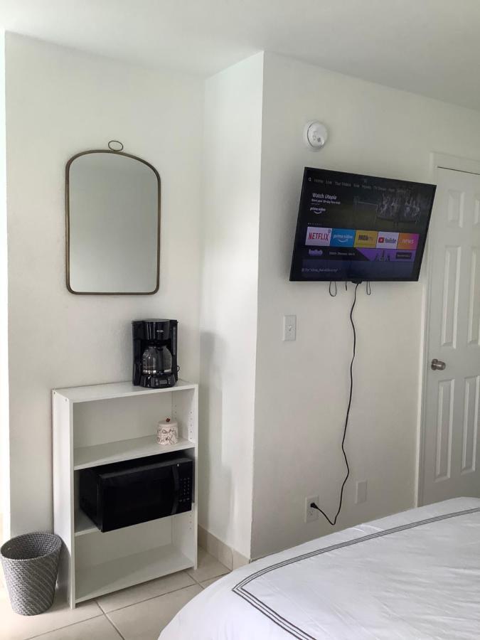 Hotel Motel Lauderdale Inn Fort Lauderdale Dış mekan fotoğraf